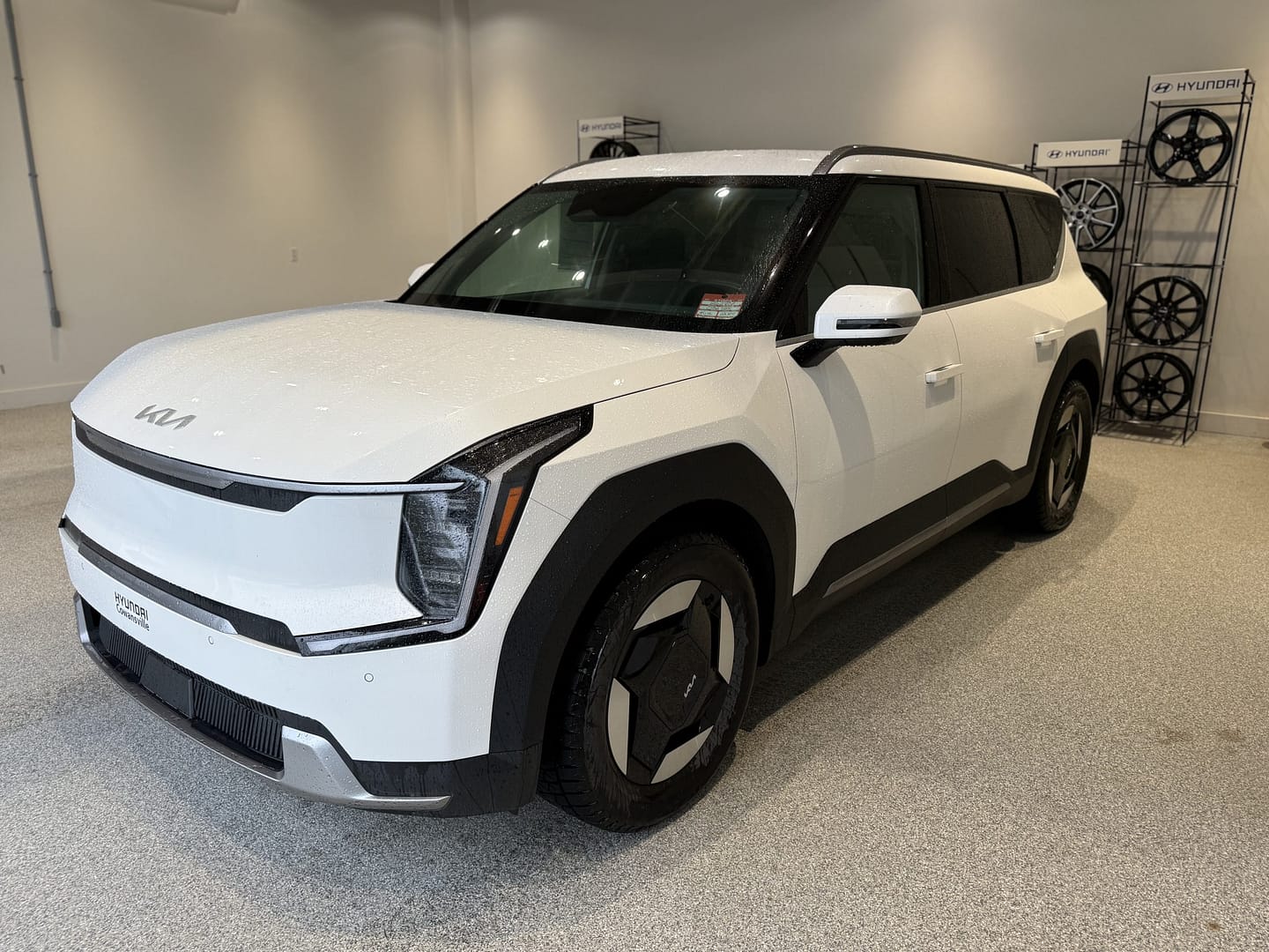 Kia EV 9 Land AWD 2024 – Image 2