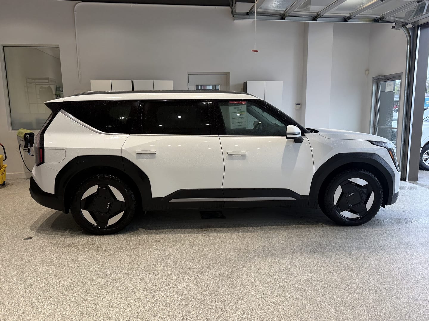 Kia EV 9 Land AWD 2024 – Image 6