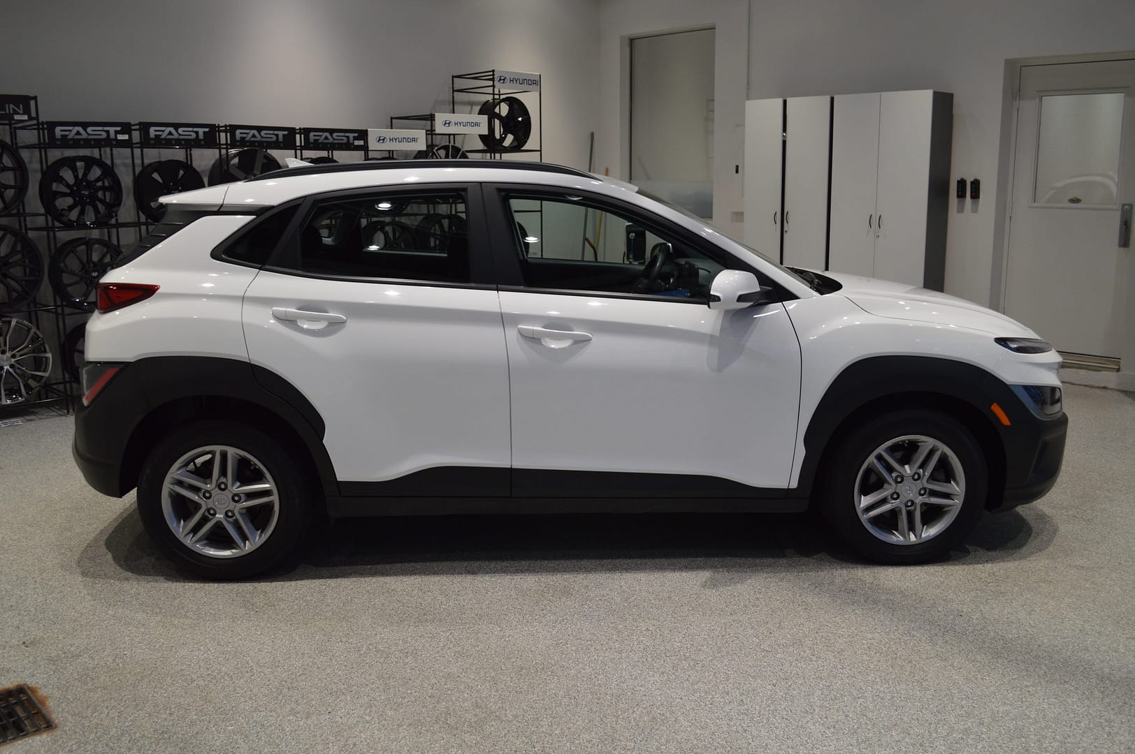 Kona Essentiel FWD 2023 – Image 9