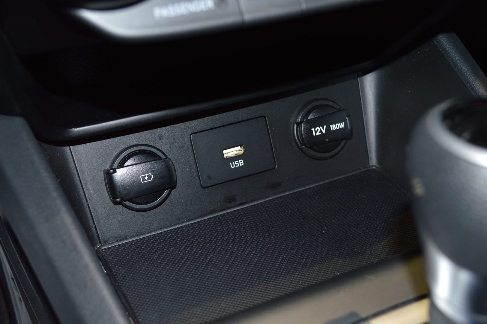 Kona Essentiel FWD 2023 – Image 22