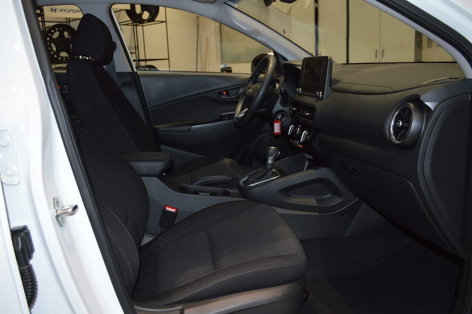 Kona Essentiel FWD 2023 – Image 26