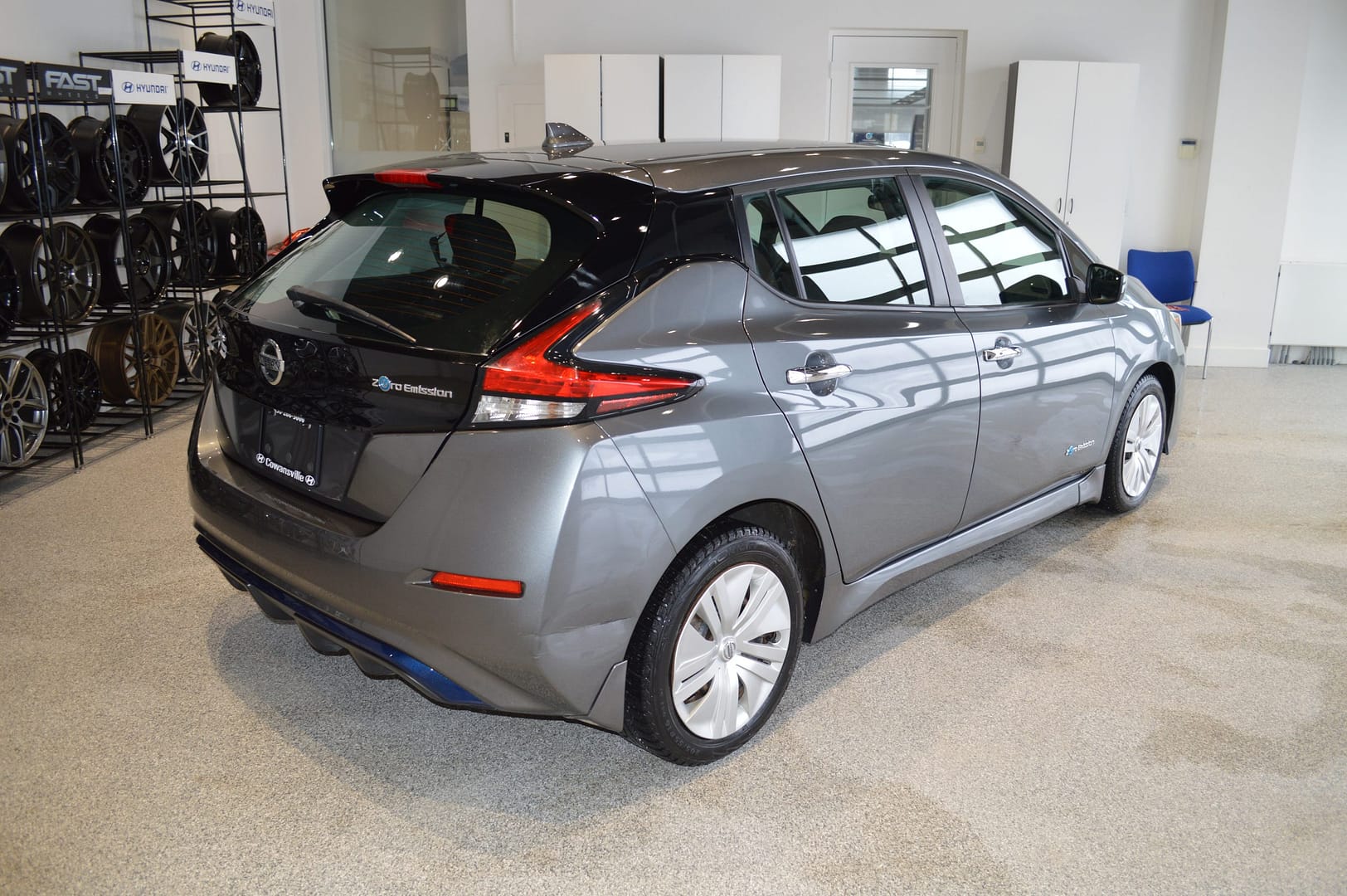 Nissan Leaf SV EV 2018 – Image 7