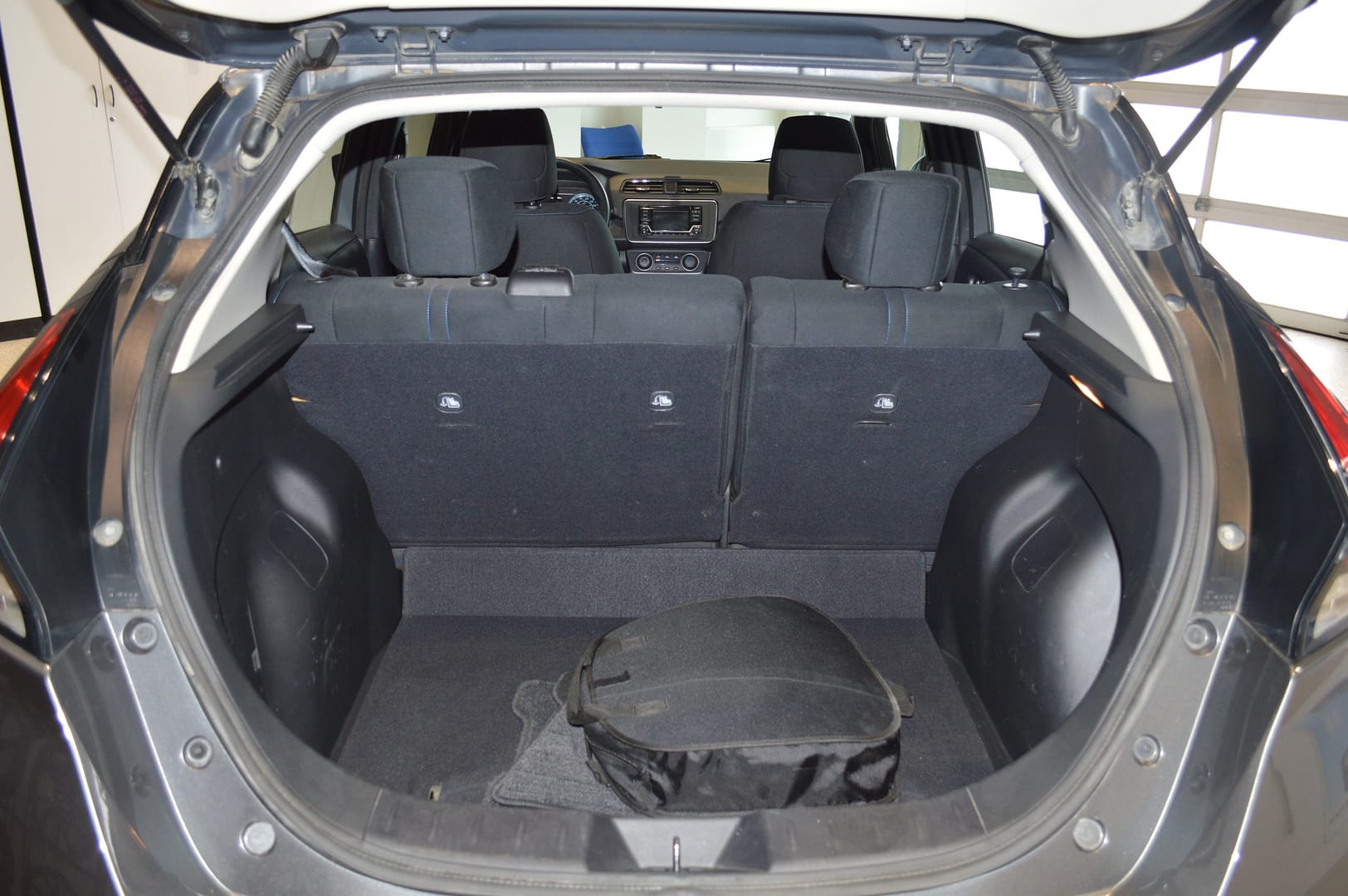 Nissan Leaf SV EV 2018 – Image 22