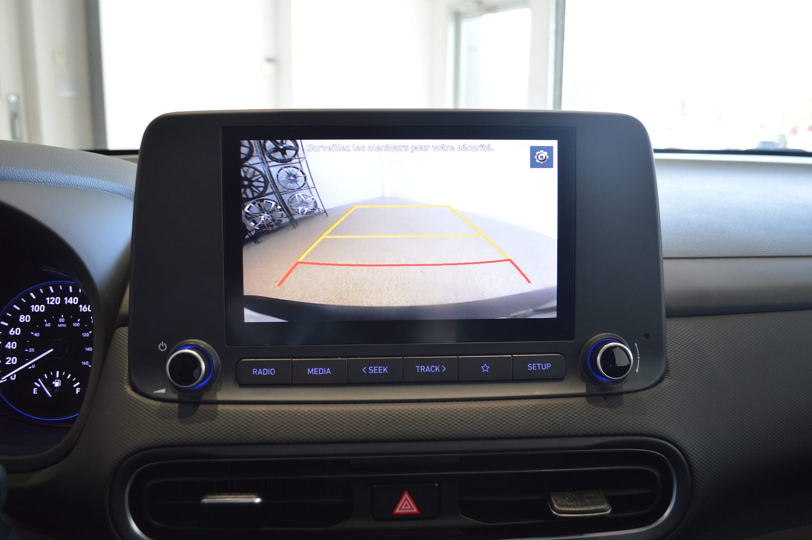 Kona Essentiel FWD 2023 – Image 18
