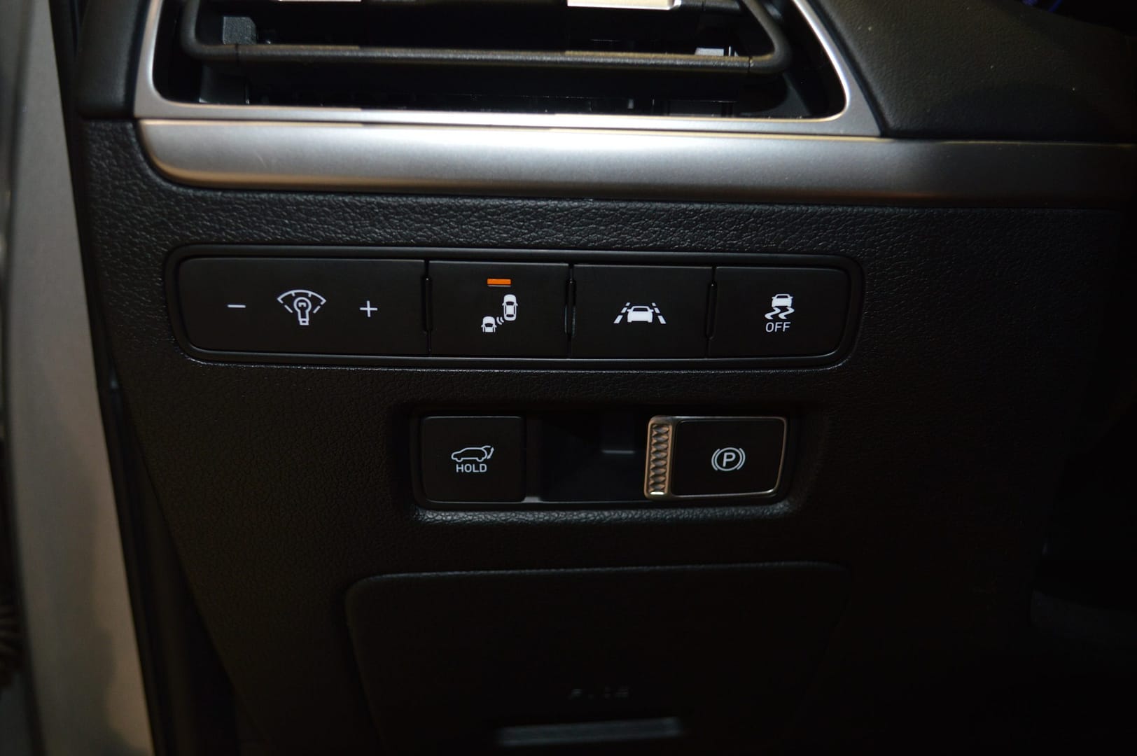 Palisade Luxury 8 Places AWD 2021 – Image 17